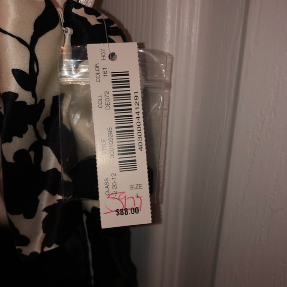 WHBM Silk top & Sweater - Picture 4 of 8